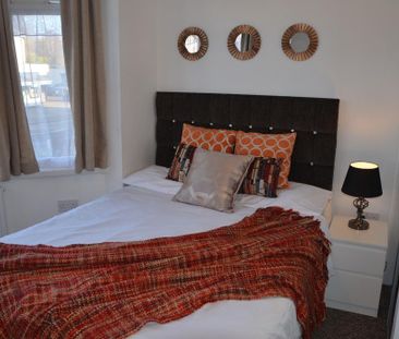 1 bedroom in a house share to rent - Photo 1