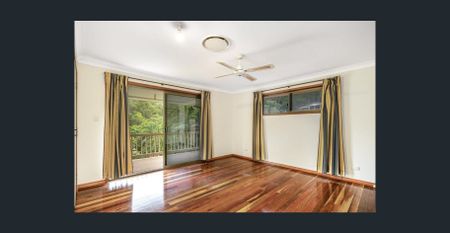 3 Thea Ct, Indooroopilly - 5 bedroom, 3 bathroom House with 4 parking spaces - available Feb 16th (Flexible move-in date) - Photo 3