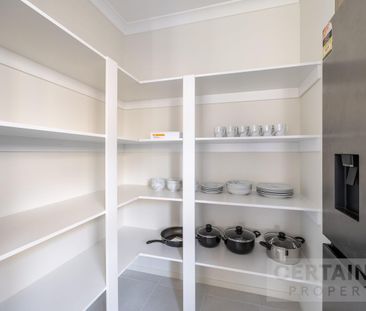 Room 2, 4 Trophy Drive, Tarneit, Vic 3029 - Photo 3