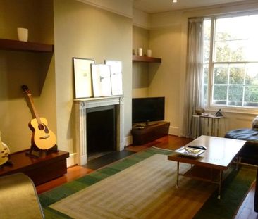 1 Bed Flat, Shooters Hill Road, SE3 - Photo 2