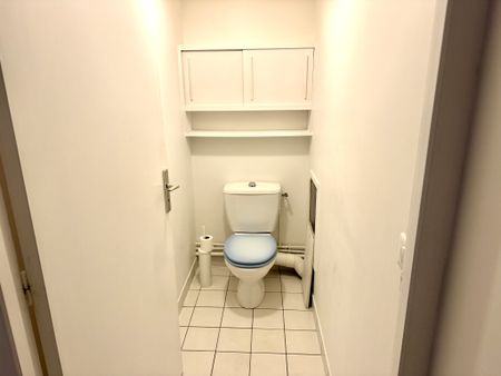 Location Appartement 4 pièces 113m² BORDEAUX 33000 - Photo 5