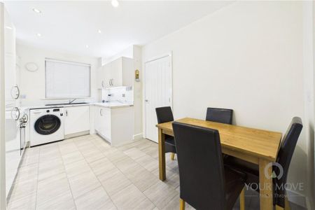 3 bedroom semi-detached house to rent - Photo 5