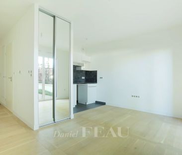Location studio, Neuilly-sur-Seine, 1 pièce, 26.85 m², ref 86855016 - Photo 1