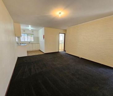 Fresh & Ready - Two Bedrooms & Ground Floor *Open 11/12 4.30pm to 4... - Photo 1