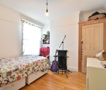 4 bedroom terraced house to rent - Photo 6