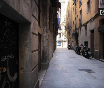 barcelona, Catalonia 08001 - Photo 3