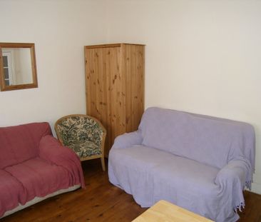 5 Bed Student Accommodation - Photo 6