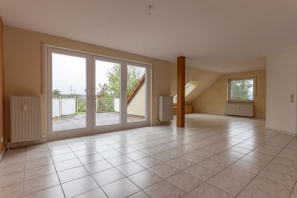 Schöne ca. 135 m² große 4-Zimmer-Maisonettewohnung mit Dachatelier und Westloggia in Garenfeld! - Photo 1