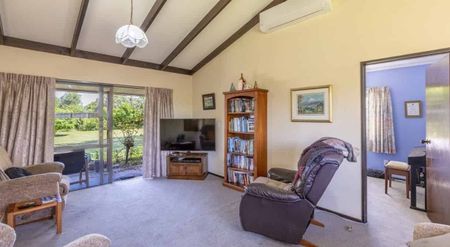 4 Bedroom in Waipukurau - Photo 5