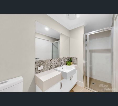 17/20 Westralia Gardens, Rockingham, WA 6168 - Photo 5