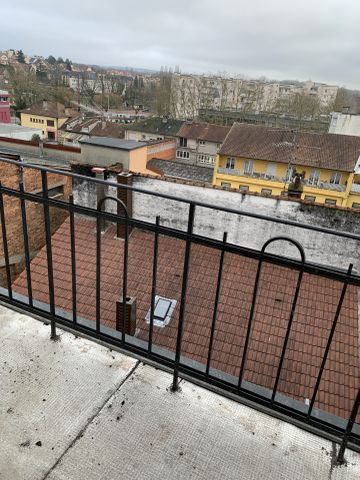 Location Appartement 4 pièces 85m² SARREGUEMINES 57200 - Photo 3