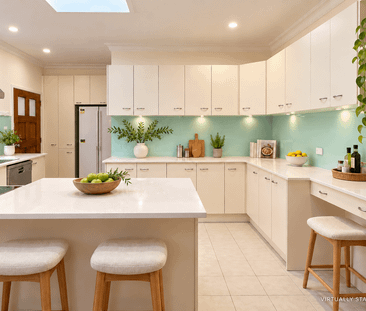 Spacious Five-Bedroom Home with Multiple Living Areas - Photo 6