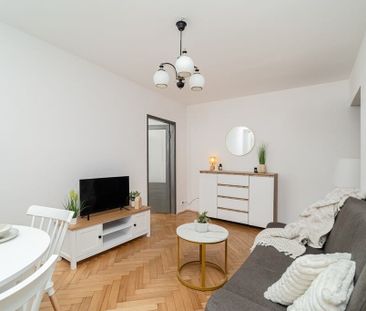 Świeżo po remoncie 2 pokoje kuchnia od zaraz! 40 m² - Photo 4