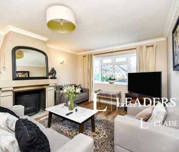 5 bedroom semi-detached house to rent - Photo 1