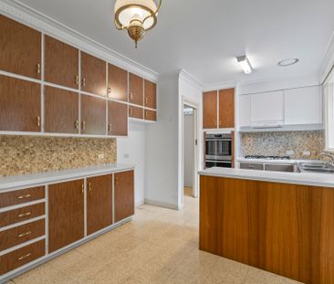 Superb convenience for easy living - Photo 6