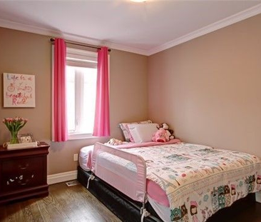 For Lease - 1058 Alexandra Avenue Unit# Upper, Mississauga, Ontario - Photo 2