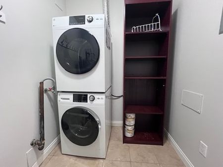 Spacious 2 Bed / 2 Bath Condo Qualicum Beach - Photo 5