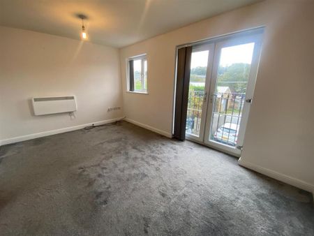 2 bedroom apartment to rent - Photo 4