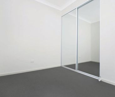 6/121-125 Lake Entrance Road, - Photo 1