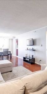 3 Bed + Den, 2 Bath Luxury Condo - Photo 4