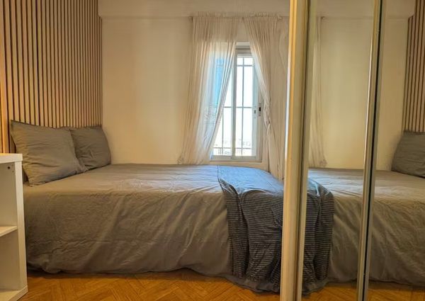 Calle de Tribaldos, Madrid, Community of Madrid 28043