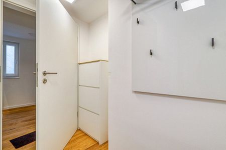 Möbliertes Wohnen auf Zeit: Hochwertige 1,5-Zimmer-Wohnung im Herzen der Ettlinger Altstadt - Foto 3