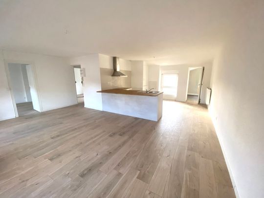Location Appartement 3 pièces 65m² ROMANS SUR ISERE 26100 - Photo 1