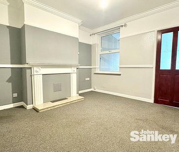 2 bedroom terraced house to rent - Photo 2