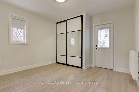2520 Bloor Street W #18 - Photo 4