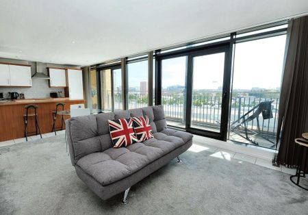2 Bed Penthouse, Middlewood Street, M5 - Photo 2