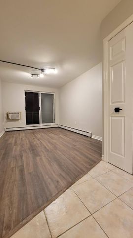 For Lease - 30 Summit Avenue Unit# 606, Hamilton, Ontario - Photo 4