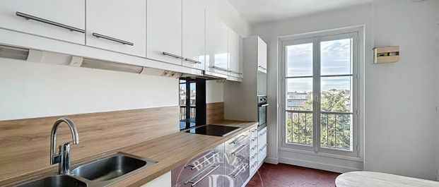 Appartement • Notre Dame - Photo 1