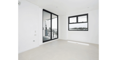 Attractive 2 Bedroom Unit with Study - Photo 3