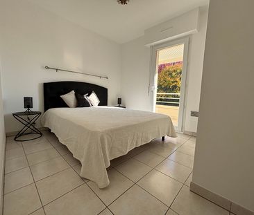 Location Appartement 2 pièces 38m² - Photo 4