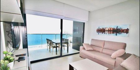 2 room luxury Apartment for rent in Benidorm, Valencia - Photo 5