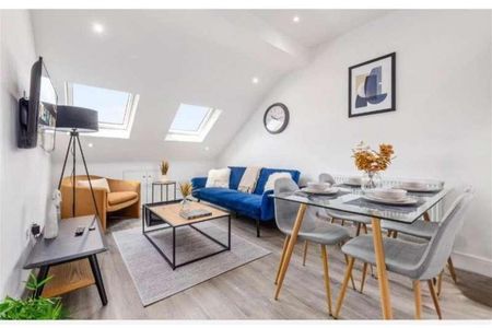 Station Road, Hendon, NW4 - Photo 2