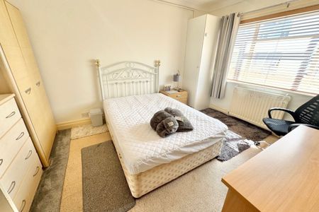 Derby Road, BOURNEMOUTH - Photo 5