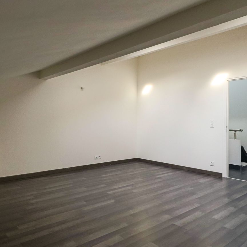 Location Maison 6 pièces 126m² CERVENS 74550 - Photo 1