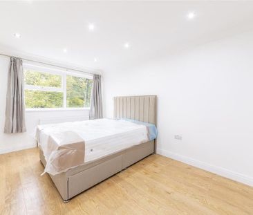 3 bedroom townhouse to rent - Photo 3