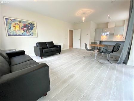 Sycamore Hall, Larkfield Way, Leopardstown, Dublin 18 - Photo 3