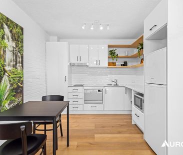 Fully Furnished Studio - Photo 5