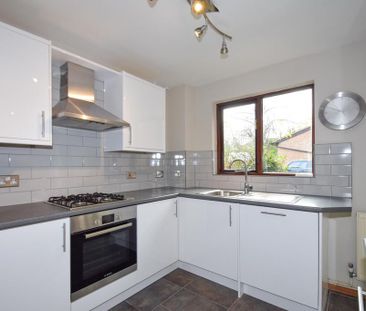 3 bedroom detached house to rent - Photo 6