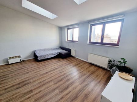 Wyjątkowe mieszkanie w prestiżowej kamienicy 65.73 m² - Zdjęcie 5