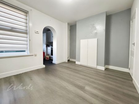 2 bedroom terraced house to rent - Photo 3