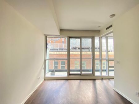 For Lease - 70 Temperance Street Unit# 2409, Toronto, Ontario - Photo 5