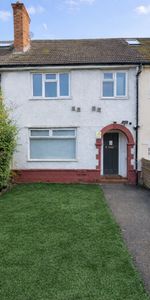 Studio Flat, North Circular Road, NW2 - Photo 4
