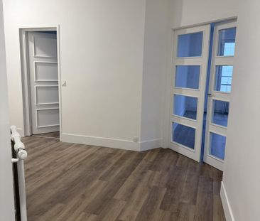 ORLEANS - CENTRE-VILLE - T4 REFAIT A NEUF - Photo 6