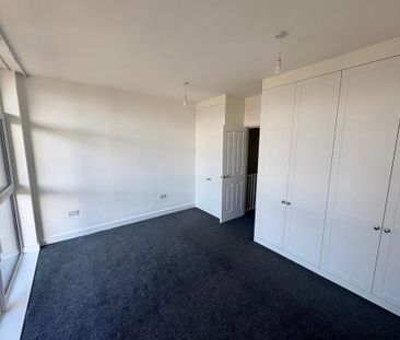 4 bedroom townhouse to rent - Photo 4
