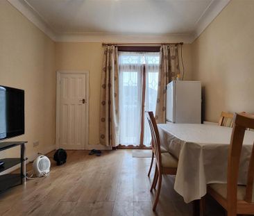 4 bedroom house to rent - Photo 1