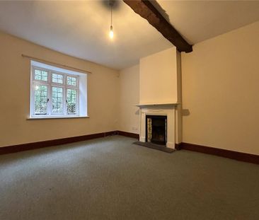 5 bedroom detached house to rent - Photo 2